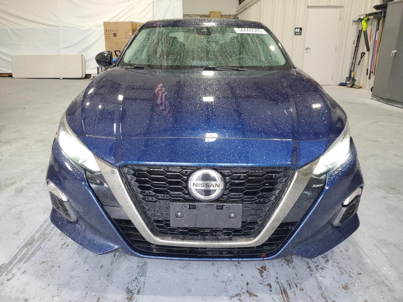 Nissan Altima Sr Image 5