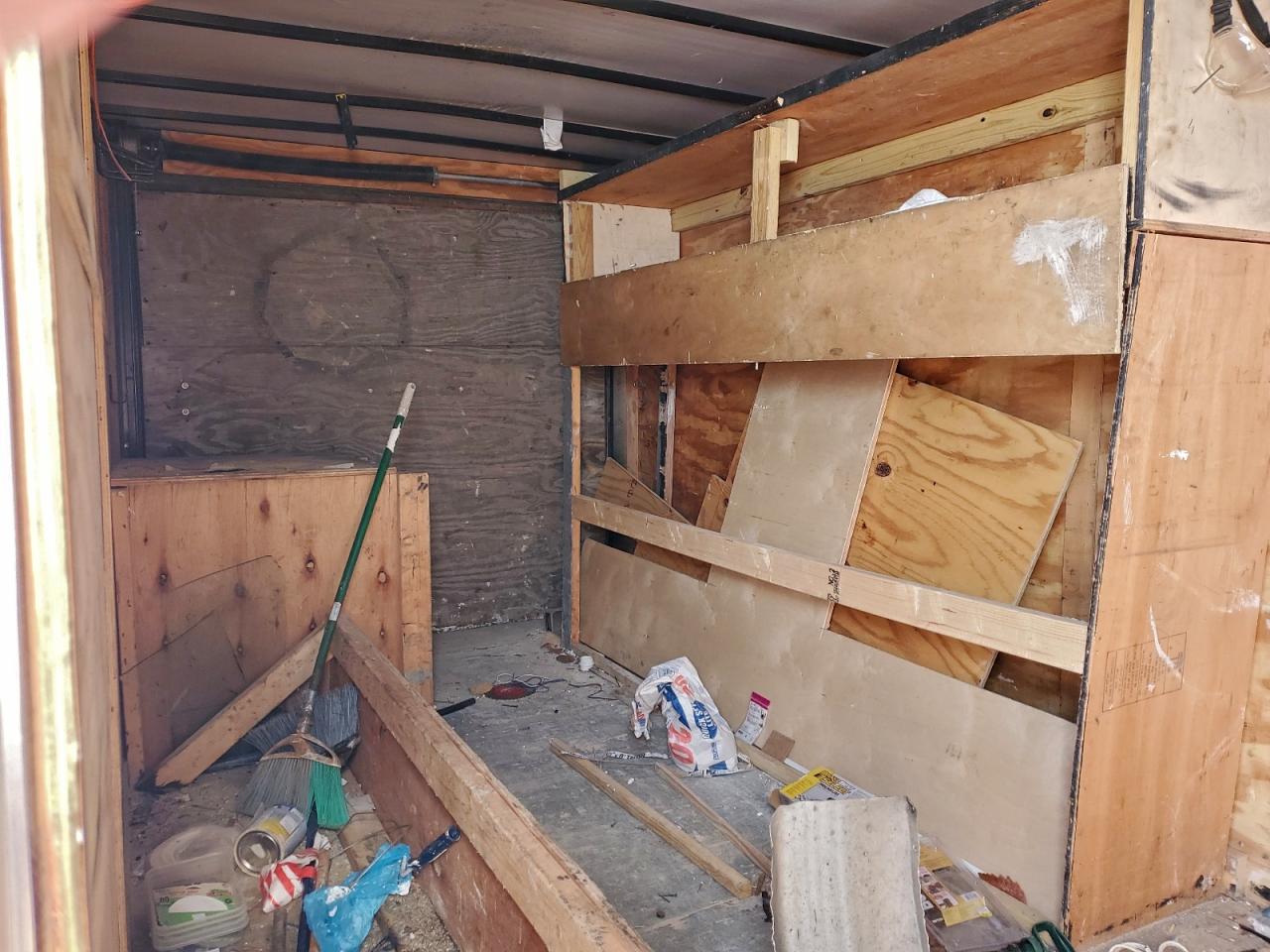 Peach Cargo Trailer Image 4