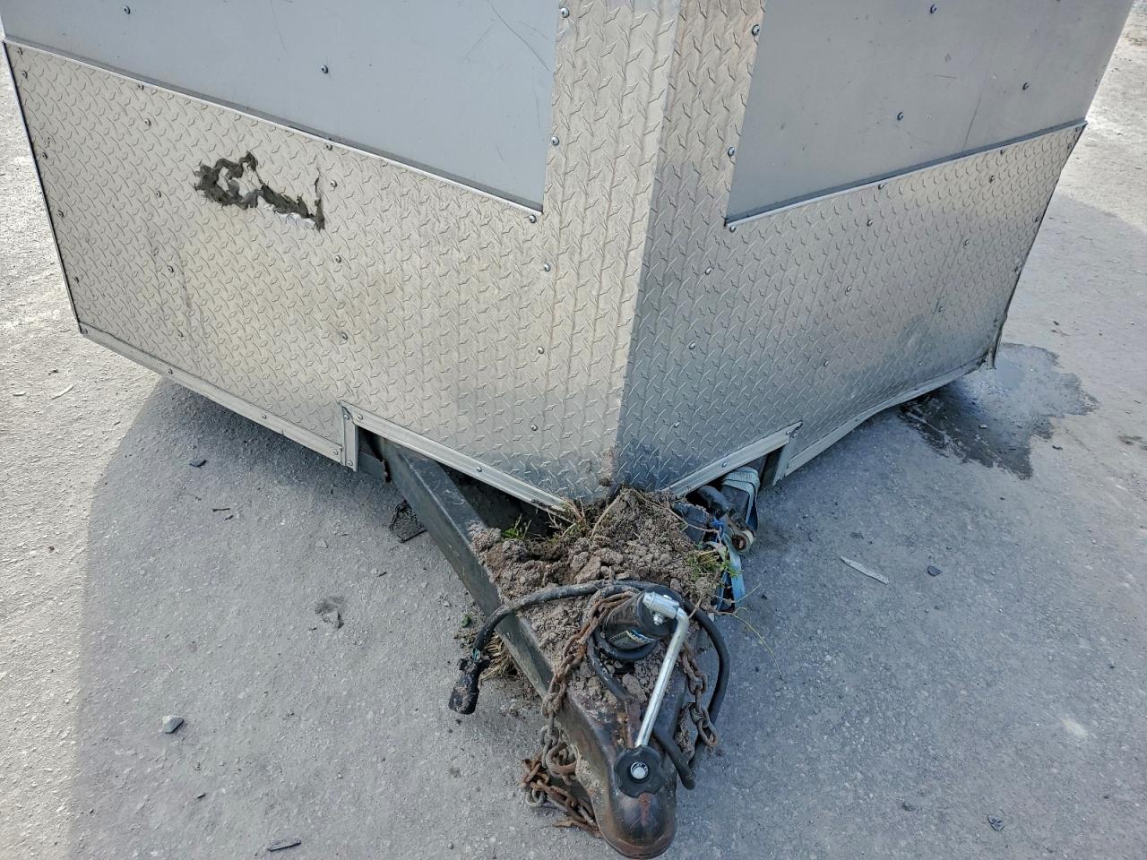 Peach Cargo Trailer Image 8