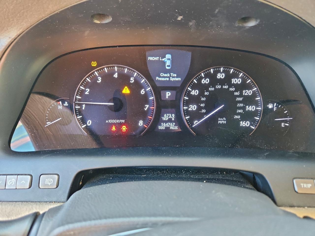 Lexus LS 460l Image 8