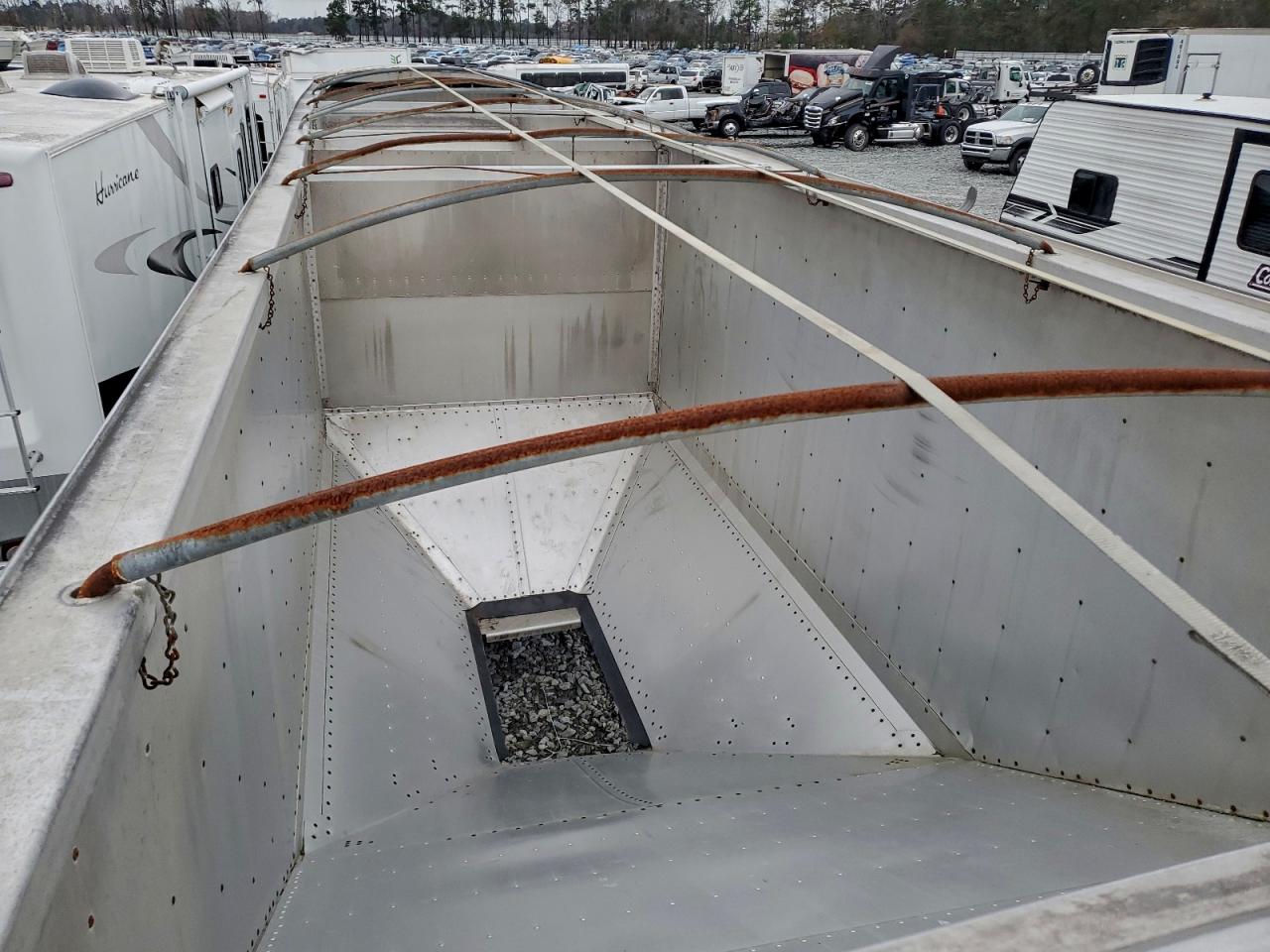 Timp Trailer Image 5