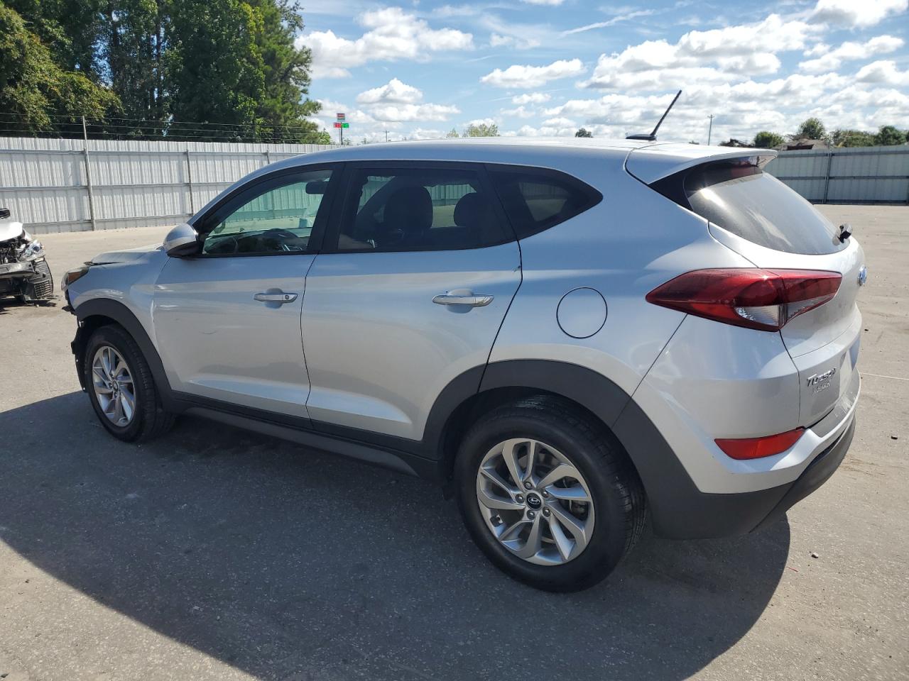 Hyundai TUCSON Se Image 4