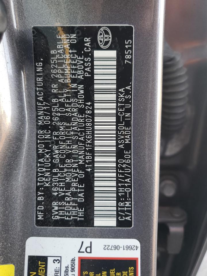 Toyota Camry Le Image 9