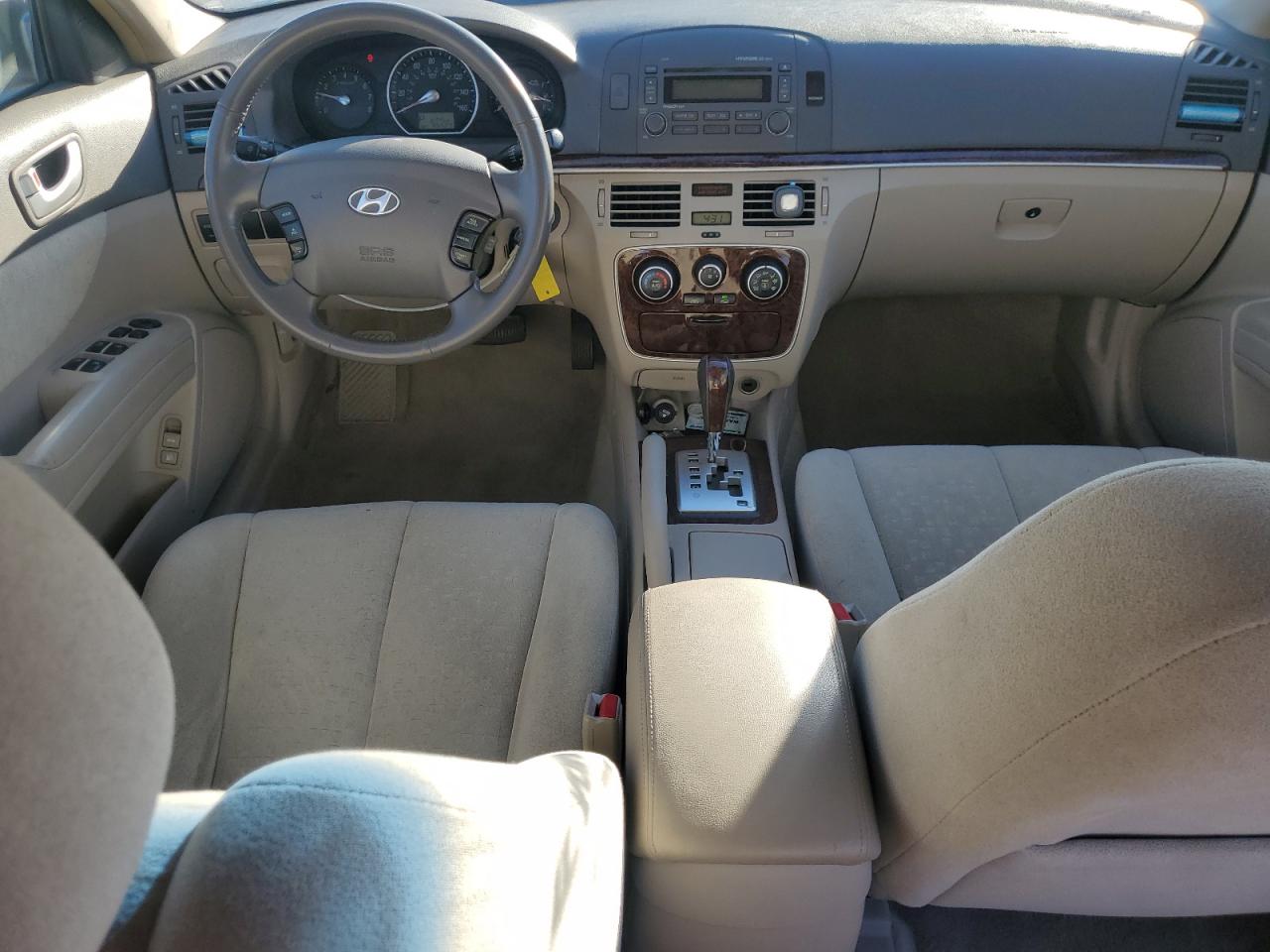 Hyundai SONATA Gls Image 10