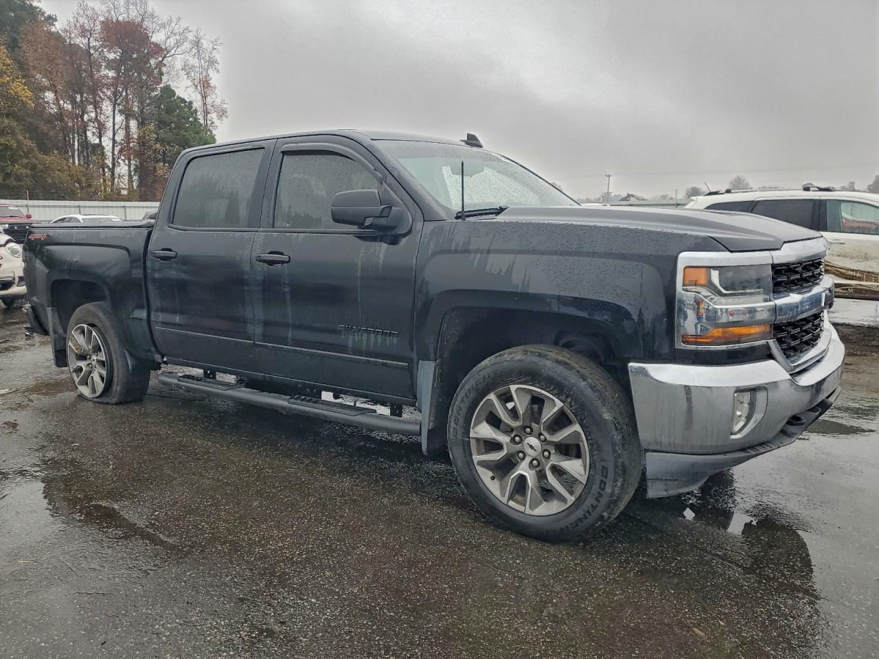 Chevrolet Silverado K1500 Lt Image 6