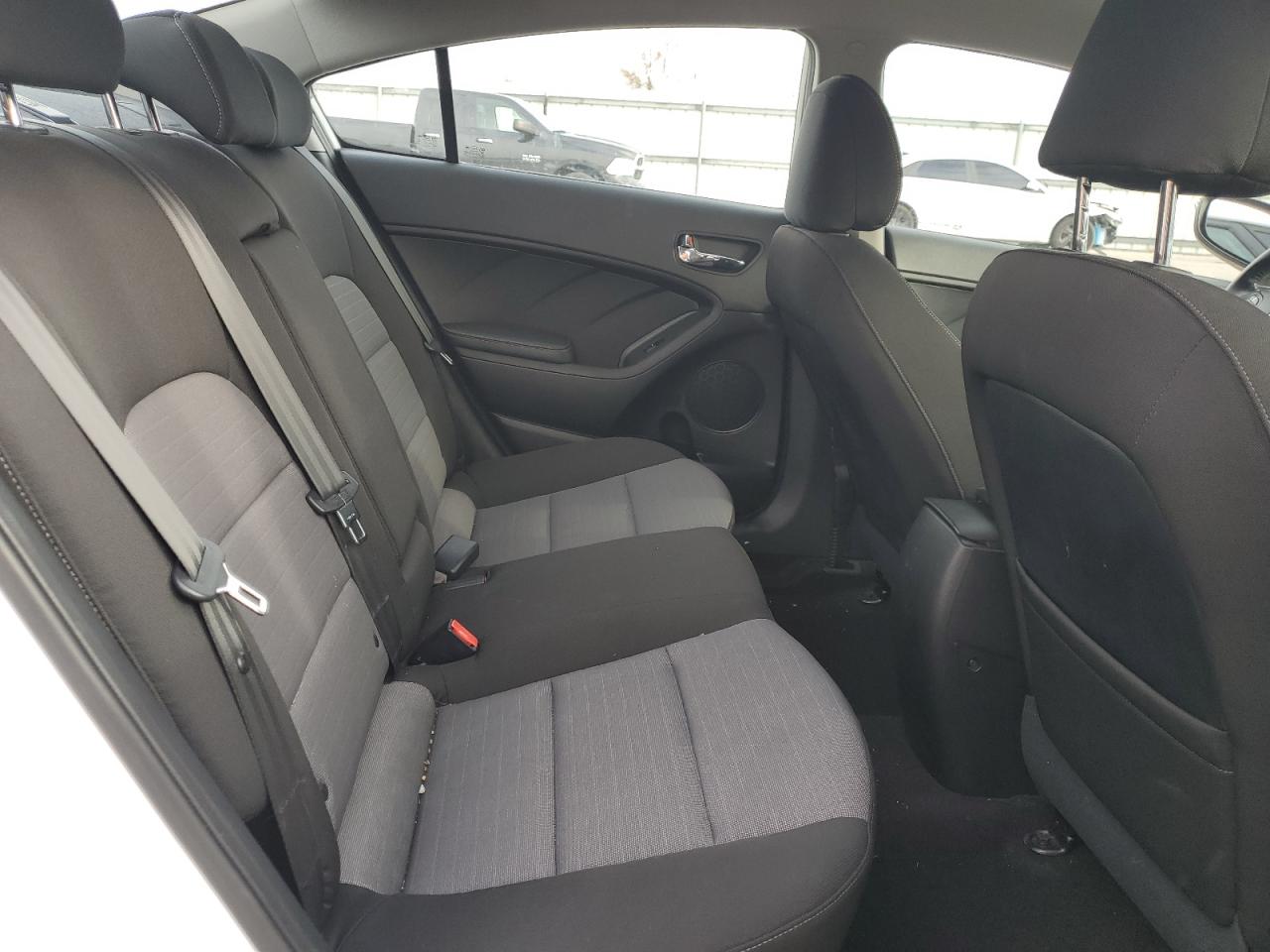 Kia Forte Ex Image 9