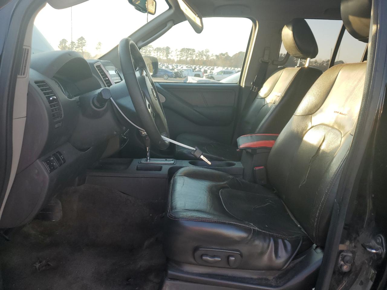 Nissan Frontier S Image 5