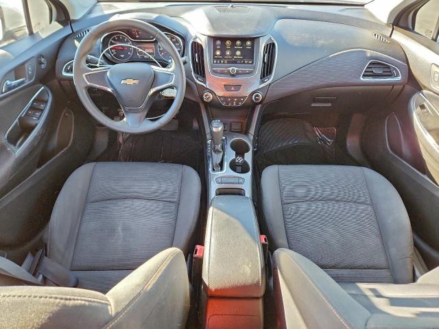 Chevrolet Cruze Ls Image 8