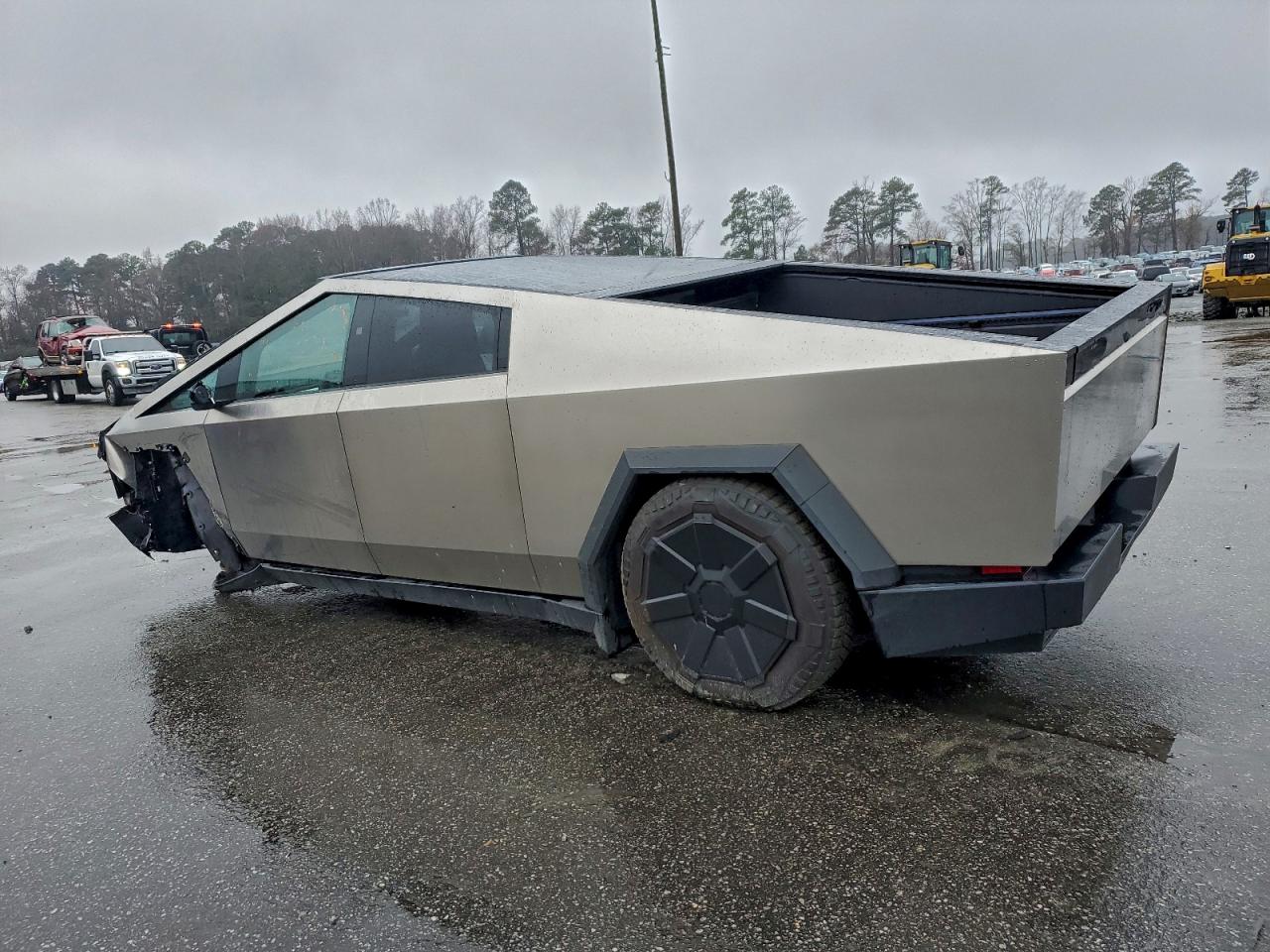 Tesla Cybertruck Image 6