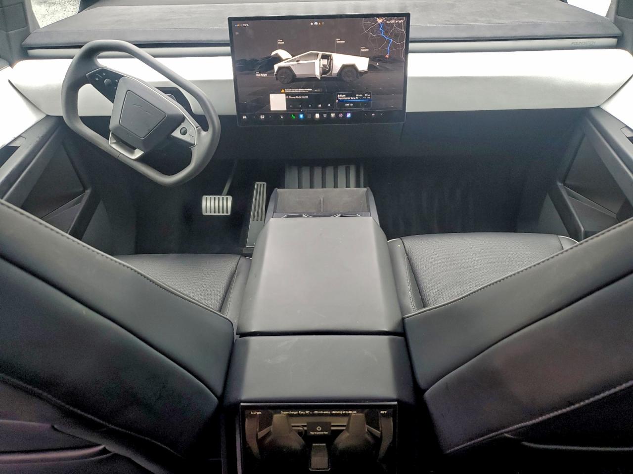 Tesla Cybertruck Image 12