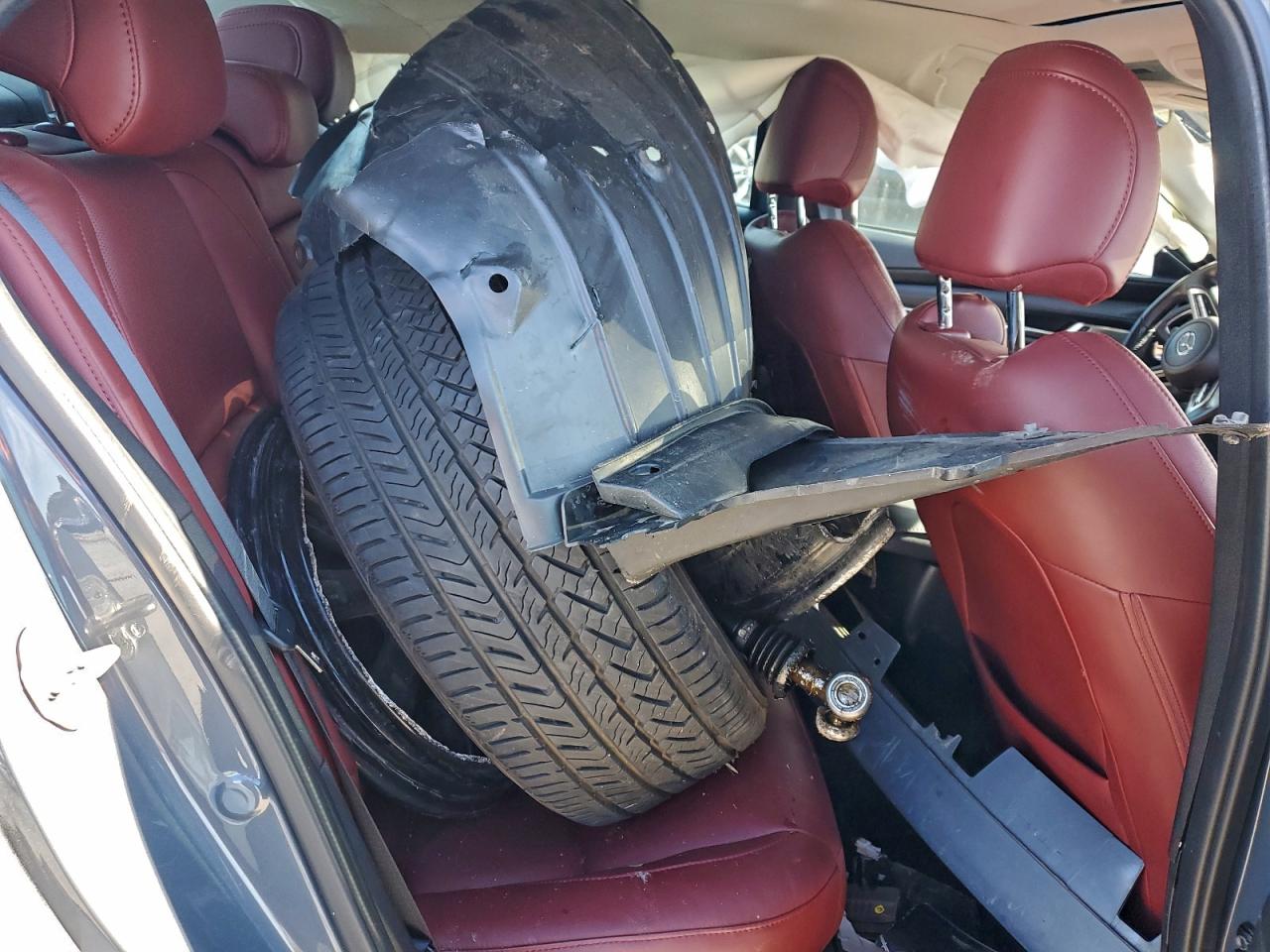 Mazda 3 Preferred Image 8