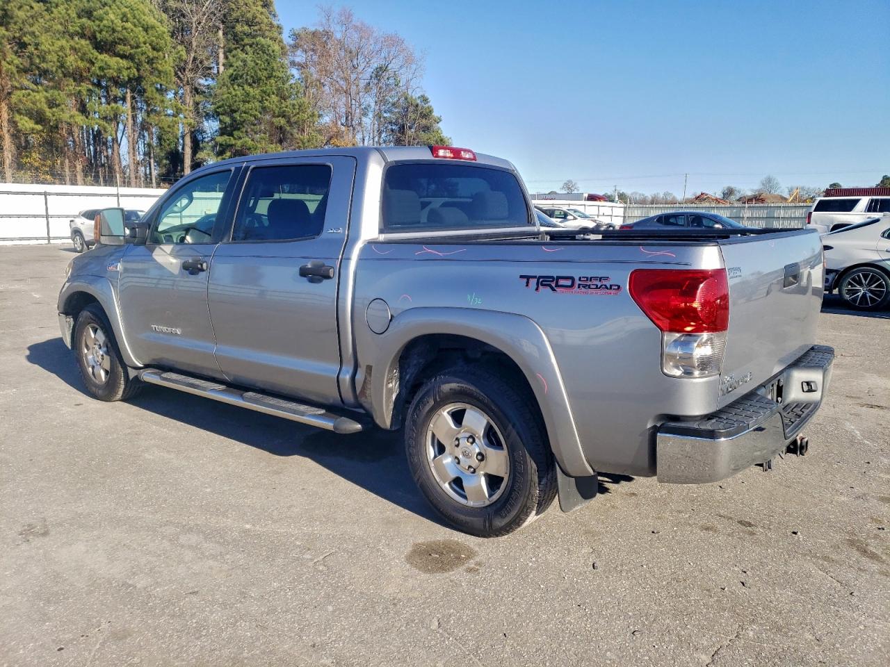 Toyota Tundra Crewmax Sr5 Image 12