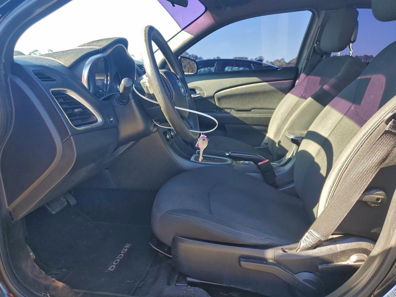 Dodge Avenger Se Image 3