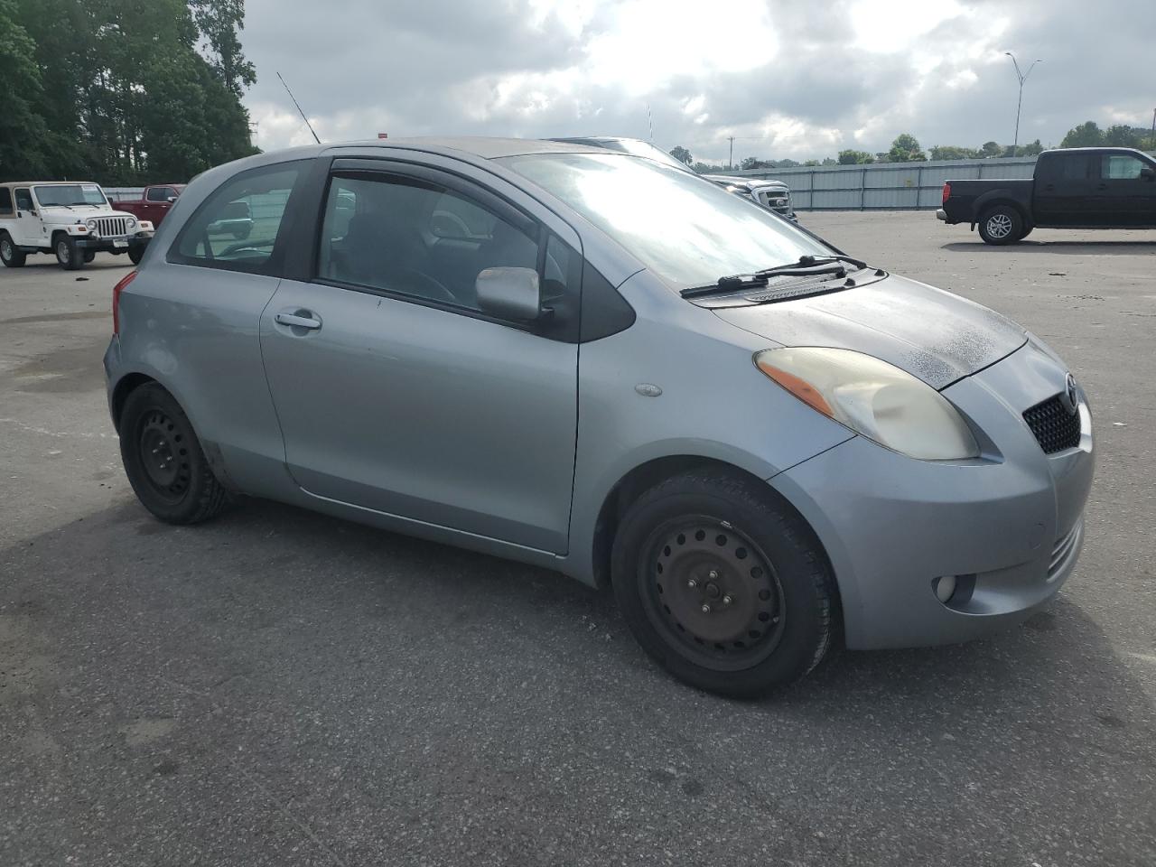 Toyota Yaris Image 4