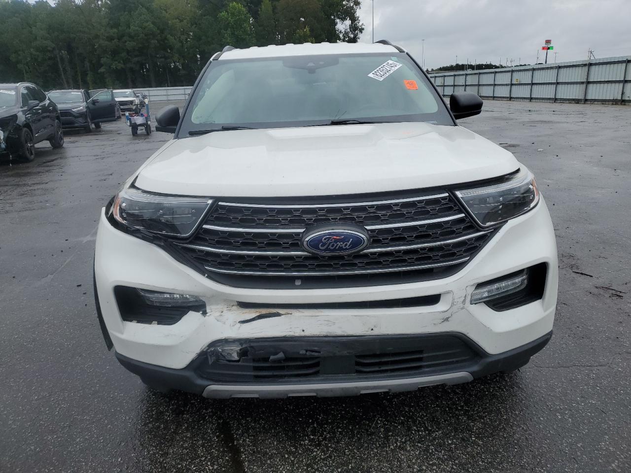 Ford Explorer Xlt Image 7