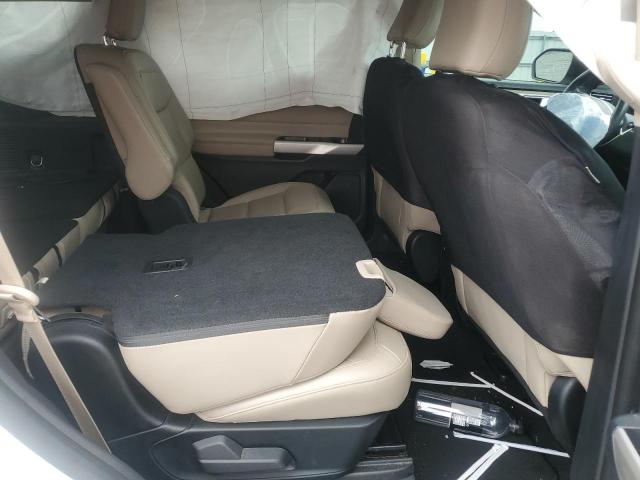 Ford Explorer Xlt Image 6