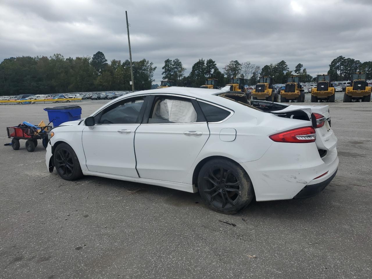 Ford Fusion Sel Image 9