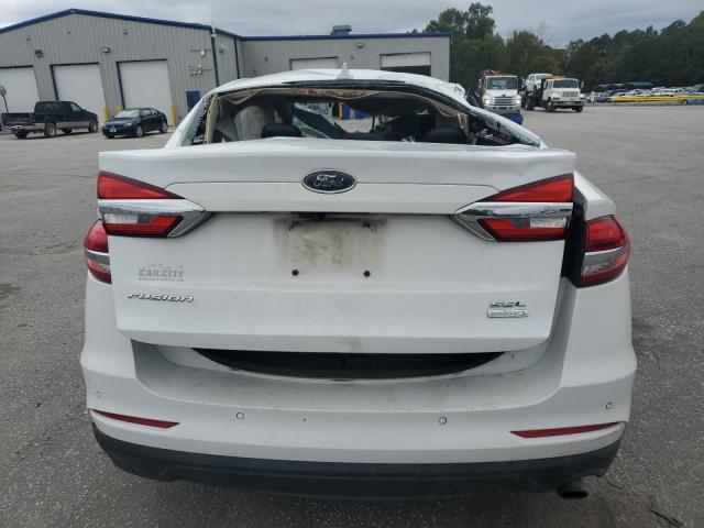 Ford Fusion Sel Image 3