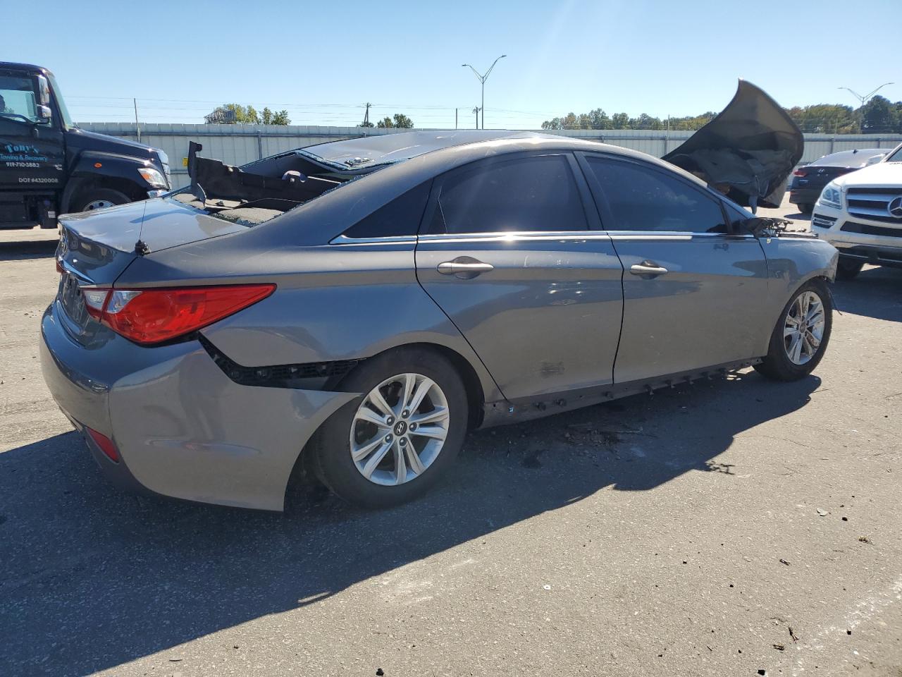 Hyundai SONATA Gls Image 4