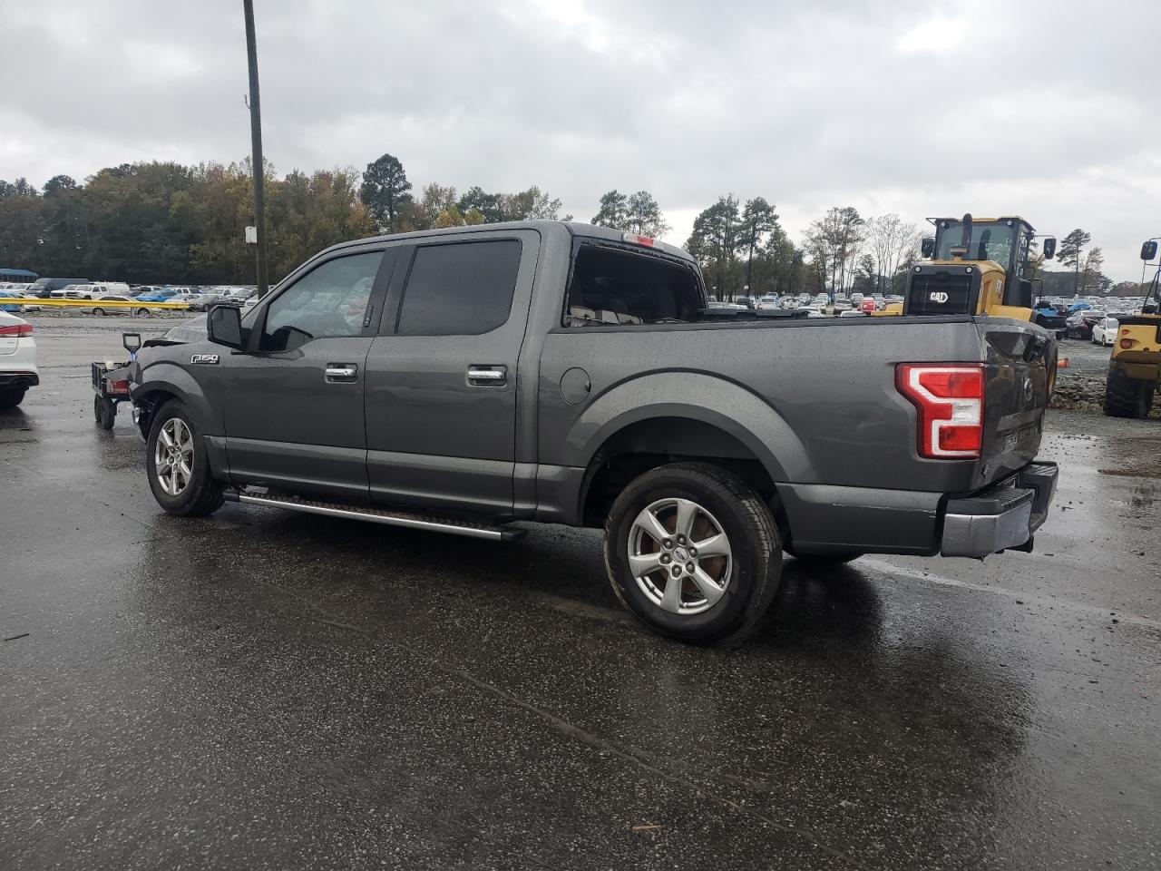 Ford F-150 Supercrew Image 4