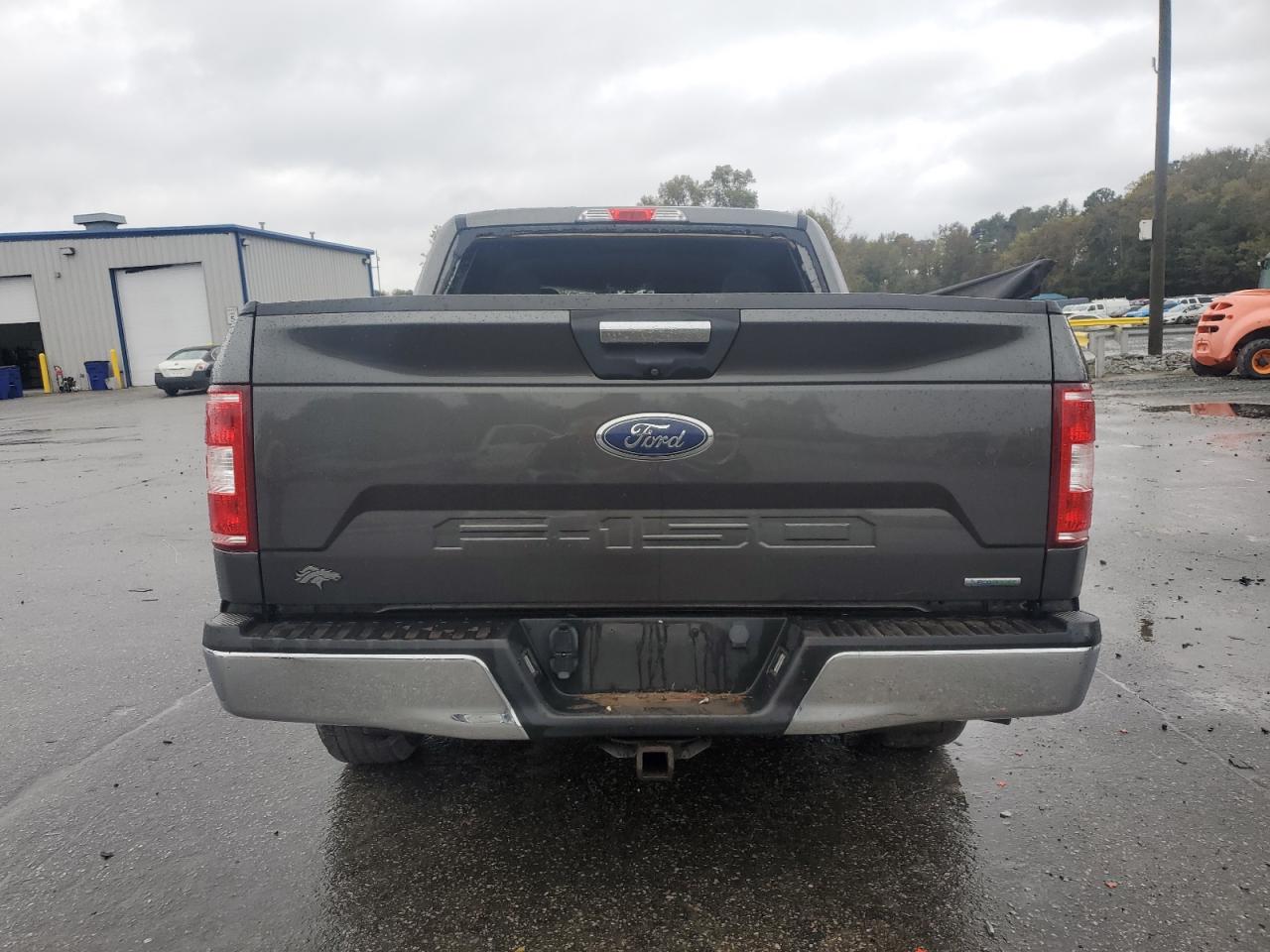 Ford F-150 Supercrew Image 9