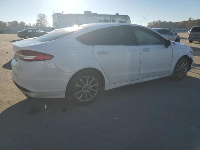 Ford Fusion Se Image 6