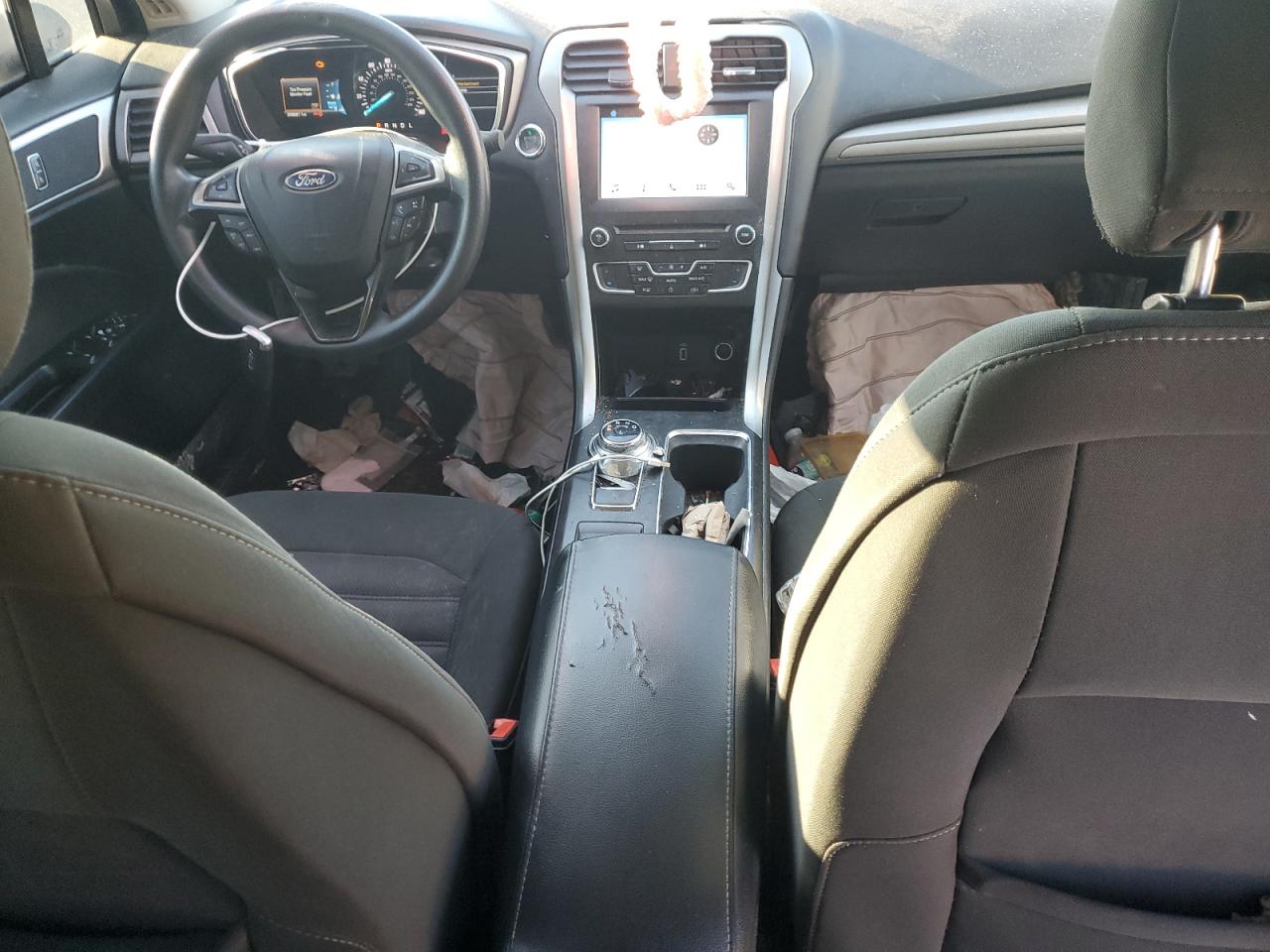 Ford Fusion Se Image 10