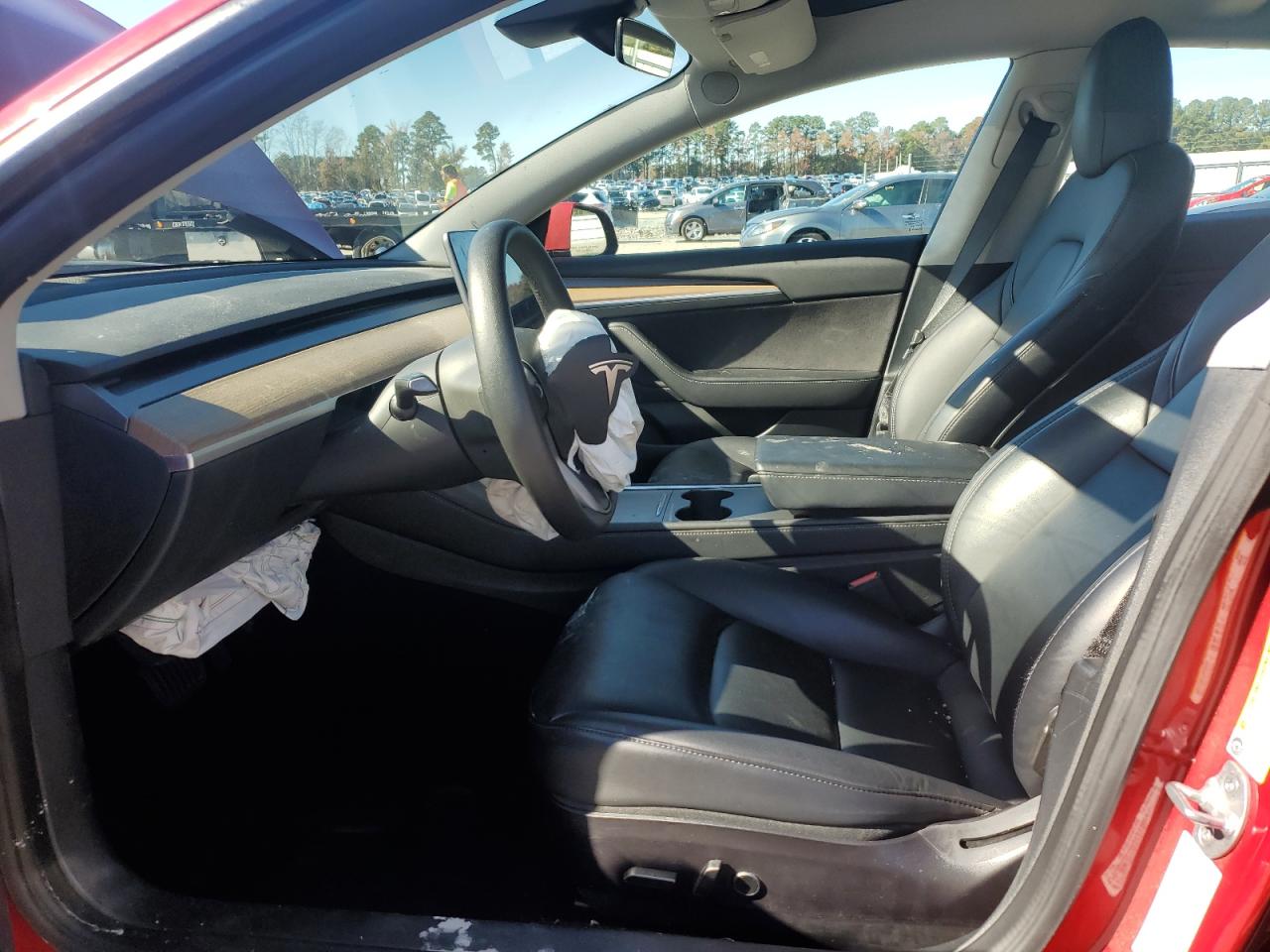 Tesla Model 3 Image 4
