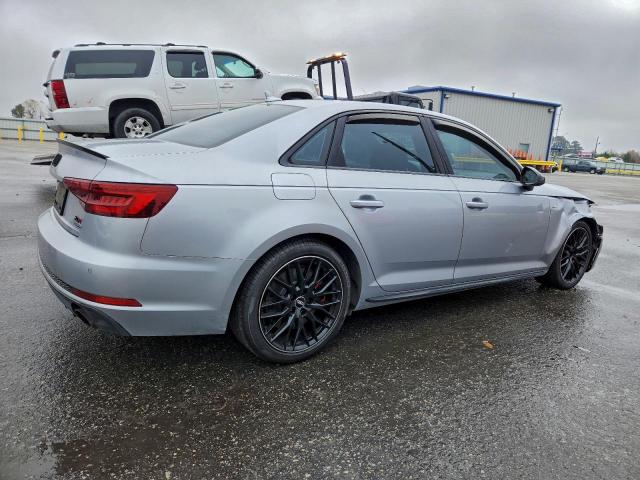 Audi A4 Premium Plus Image 4