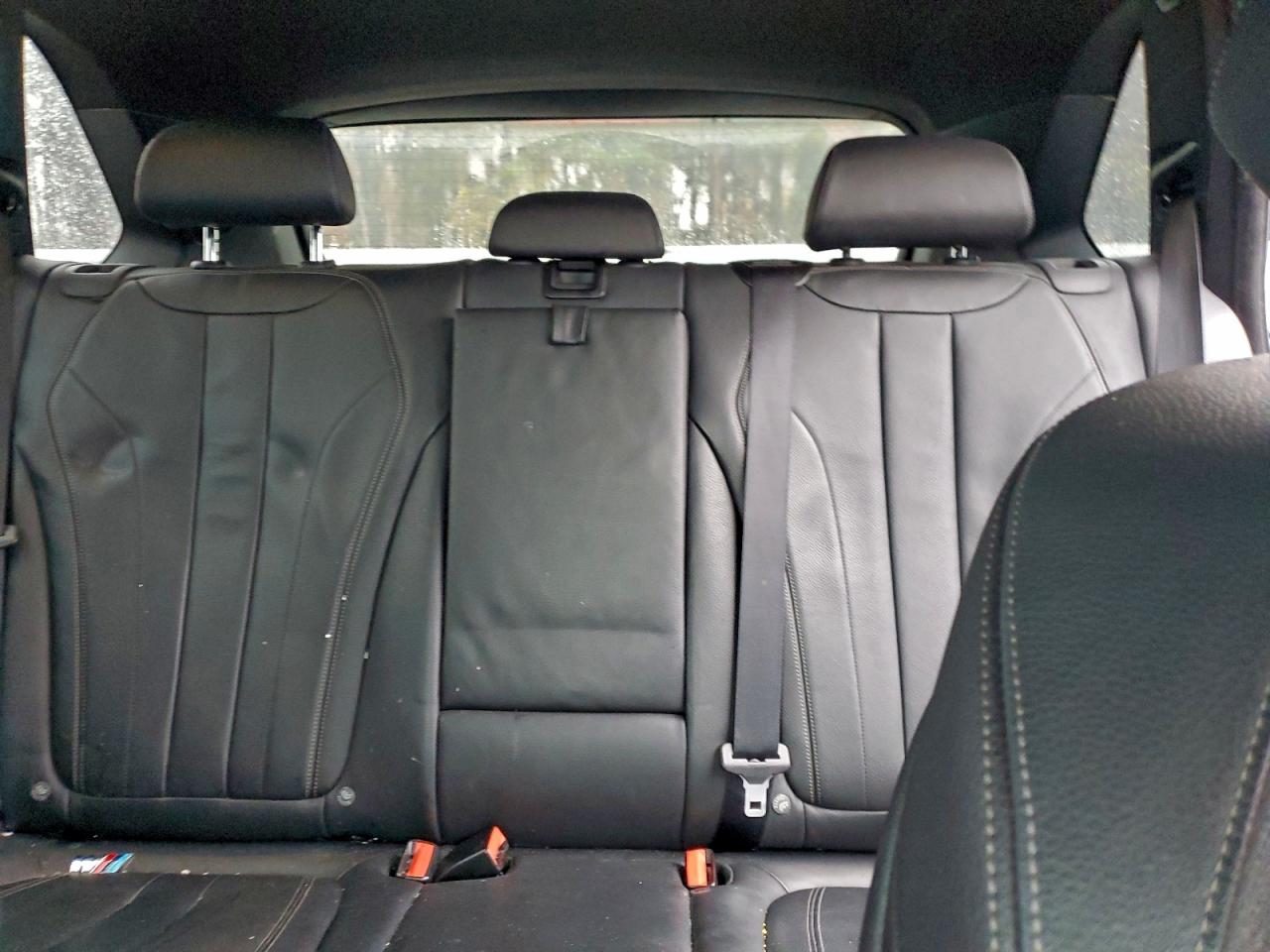 BMW X Series Xdrive35d Image 11