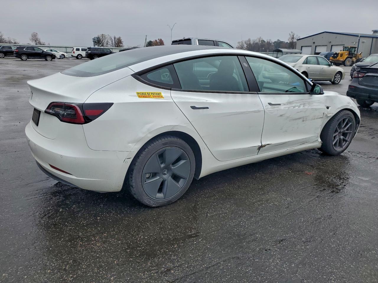 Tesla Model 3 Image 12