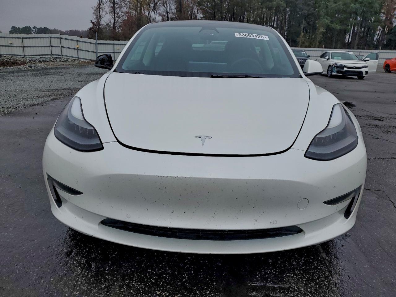 Tesla Model 3 Image 11