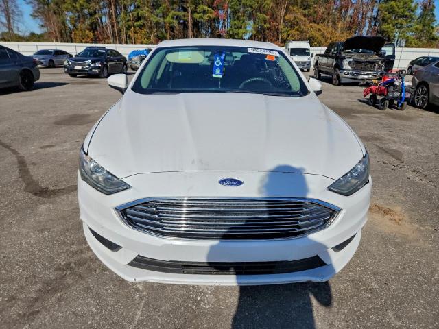 Ford Fusion Se Image 7