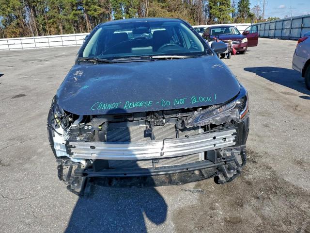 Toyota Corolla Le Image 5