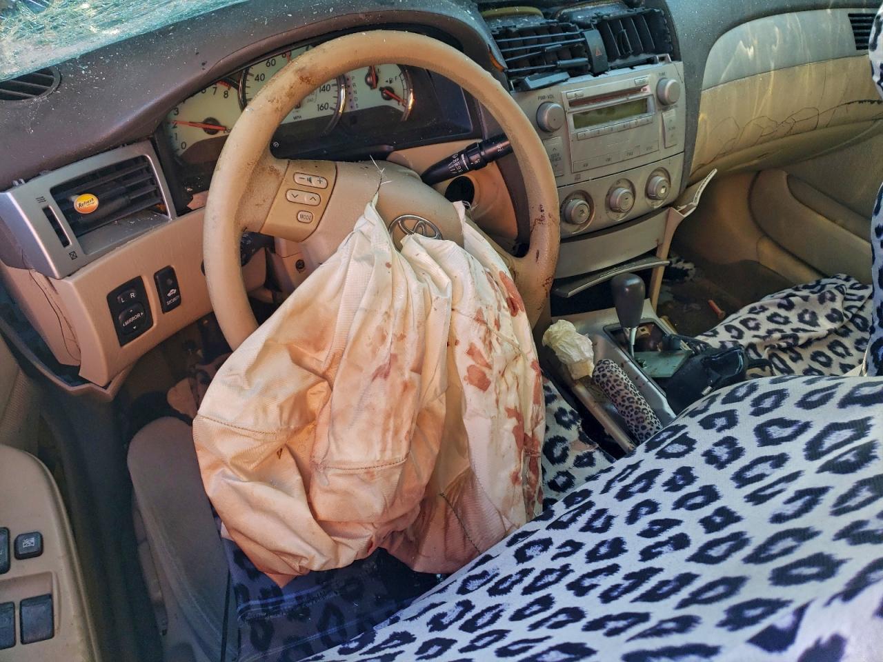 Toyota Camry Se Image 7