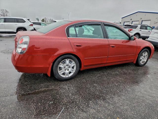 Nissan Altima S Image 3