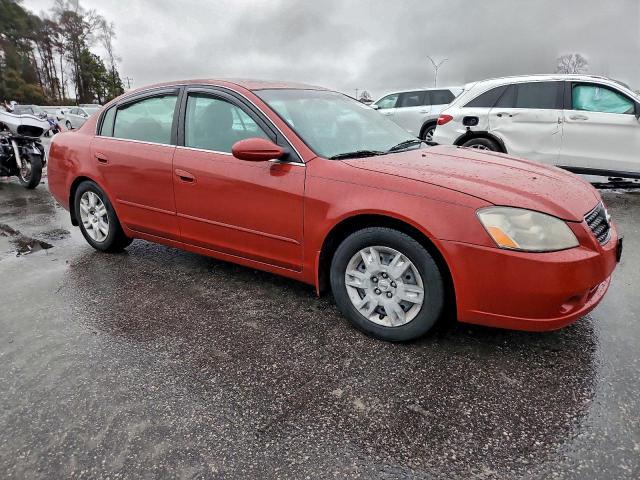 Nissan Altima S Image 2