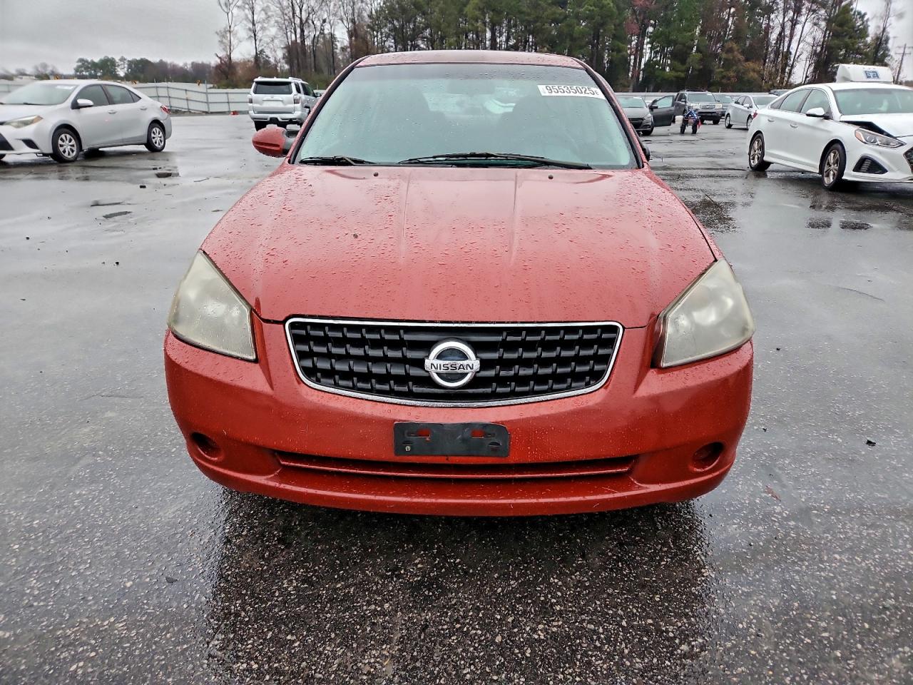 Nissan Altima S Image 11