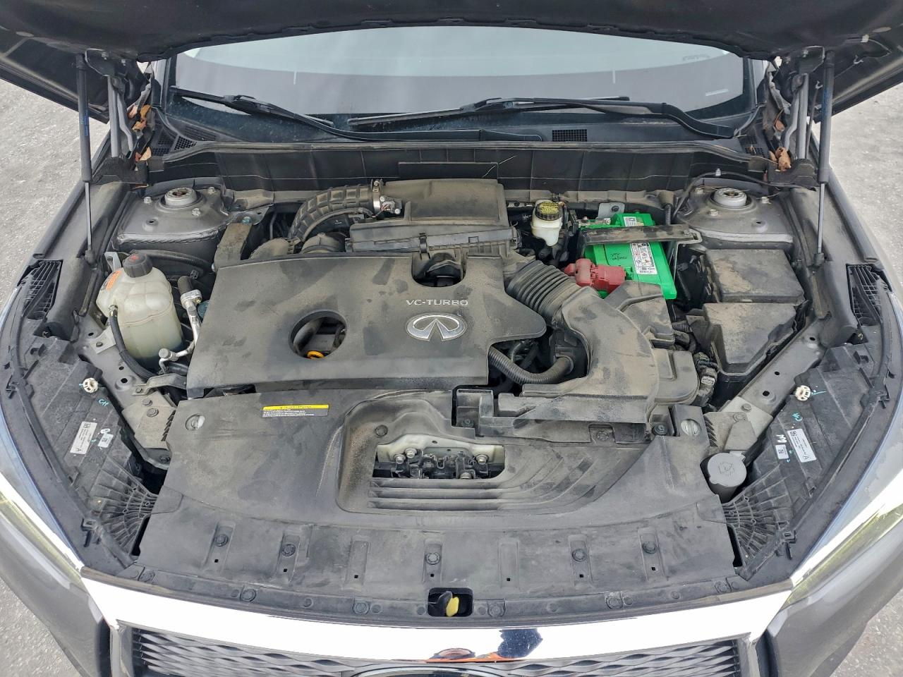 INFINITI Qx Essential Image 10