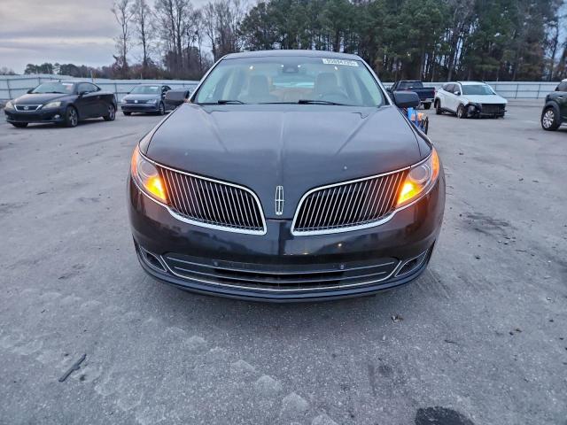 Lincoln MKS Image 6