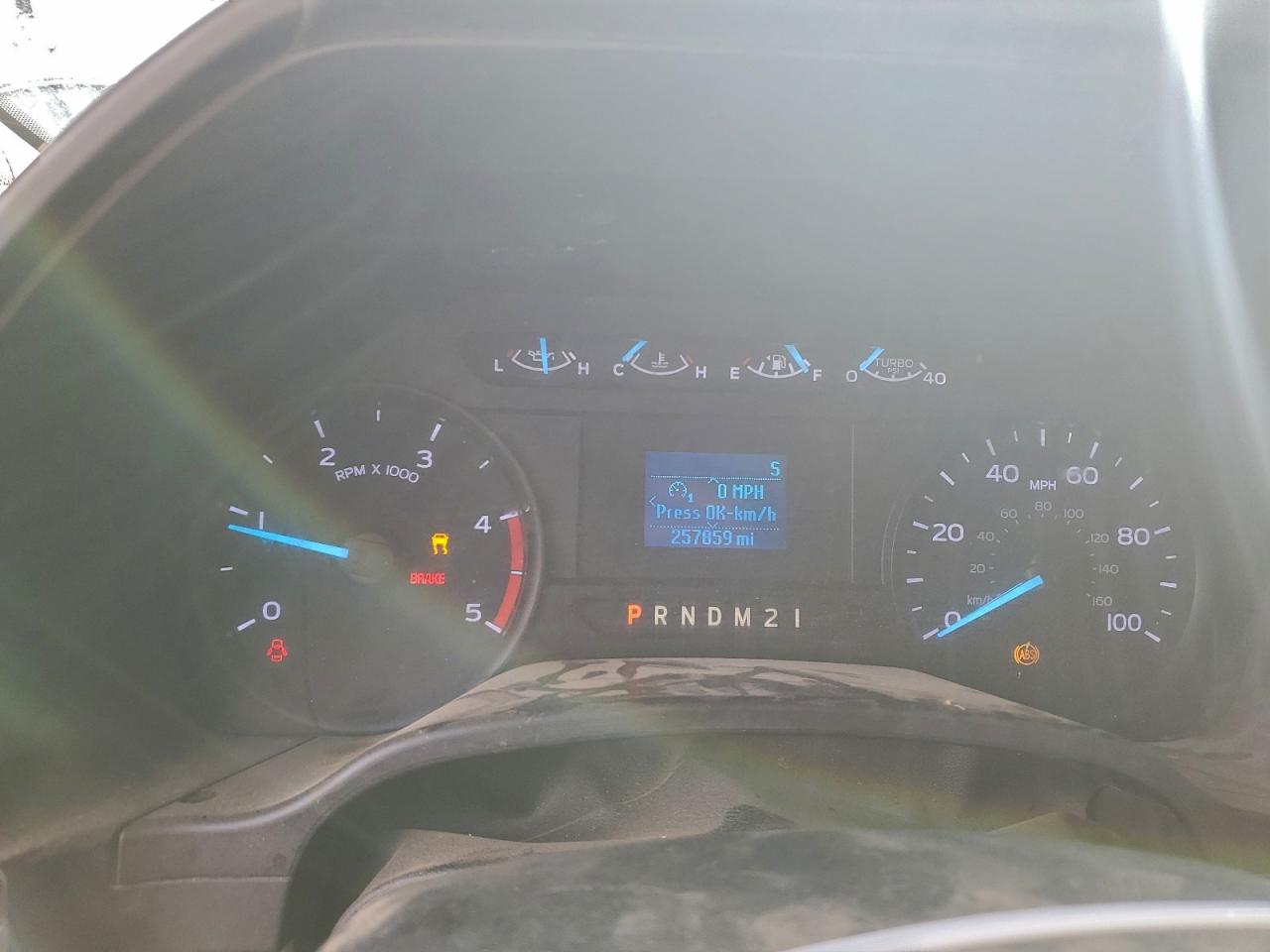 Ford F-450 Super Duty Image 6