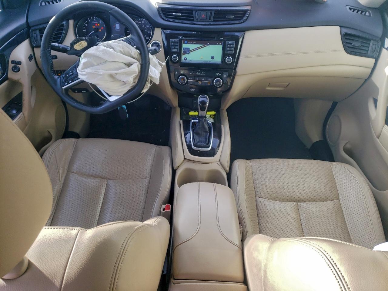 Nissan Rogue S Image 11