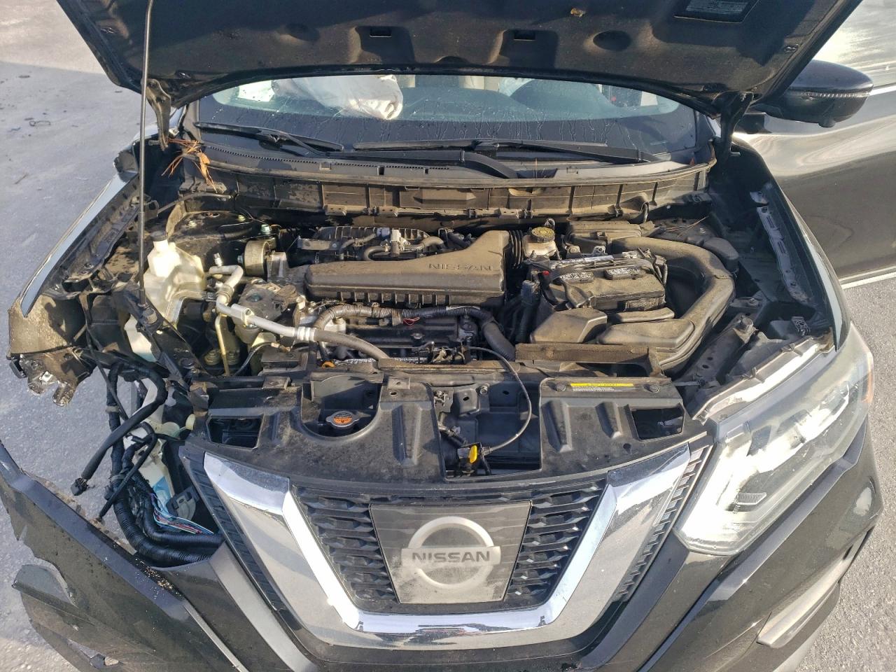 Nissan Rogue S Image 8