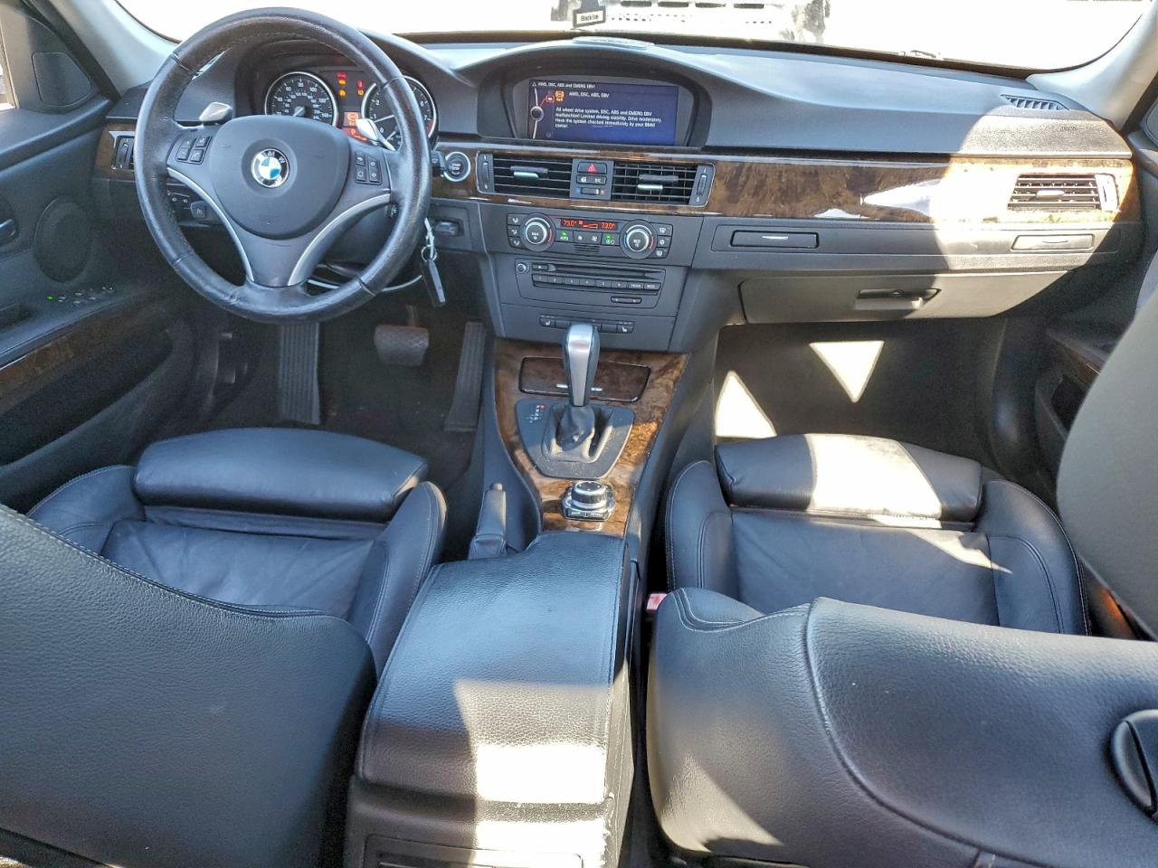 BMW 3 Series Xi Image 10