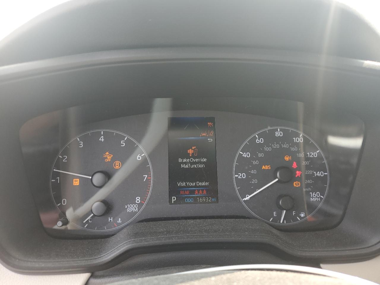 Toyota Corolla Le Image 8