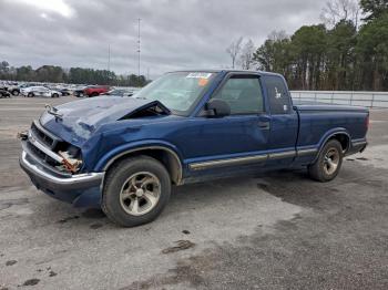  Salvage Chevrolet S-10