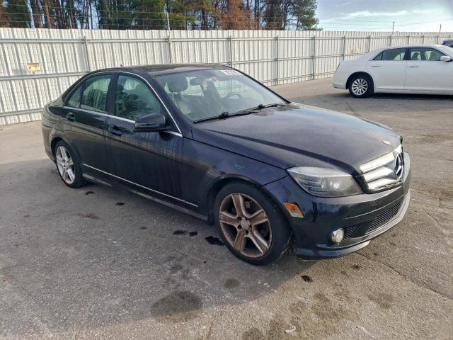 Mercedes-Benz C-Class 300 Image 11