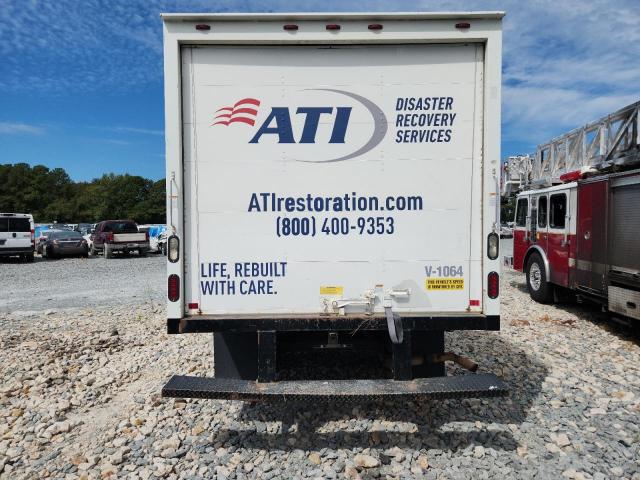 Chevrolet Express Image 8