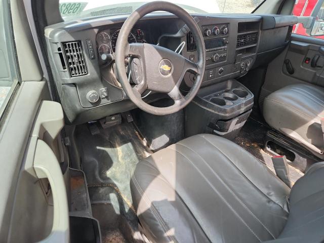 Chevrolet Express Image 10