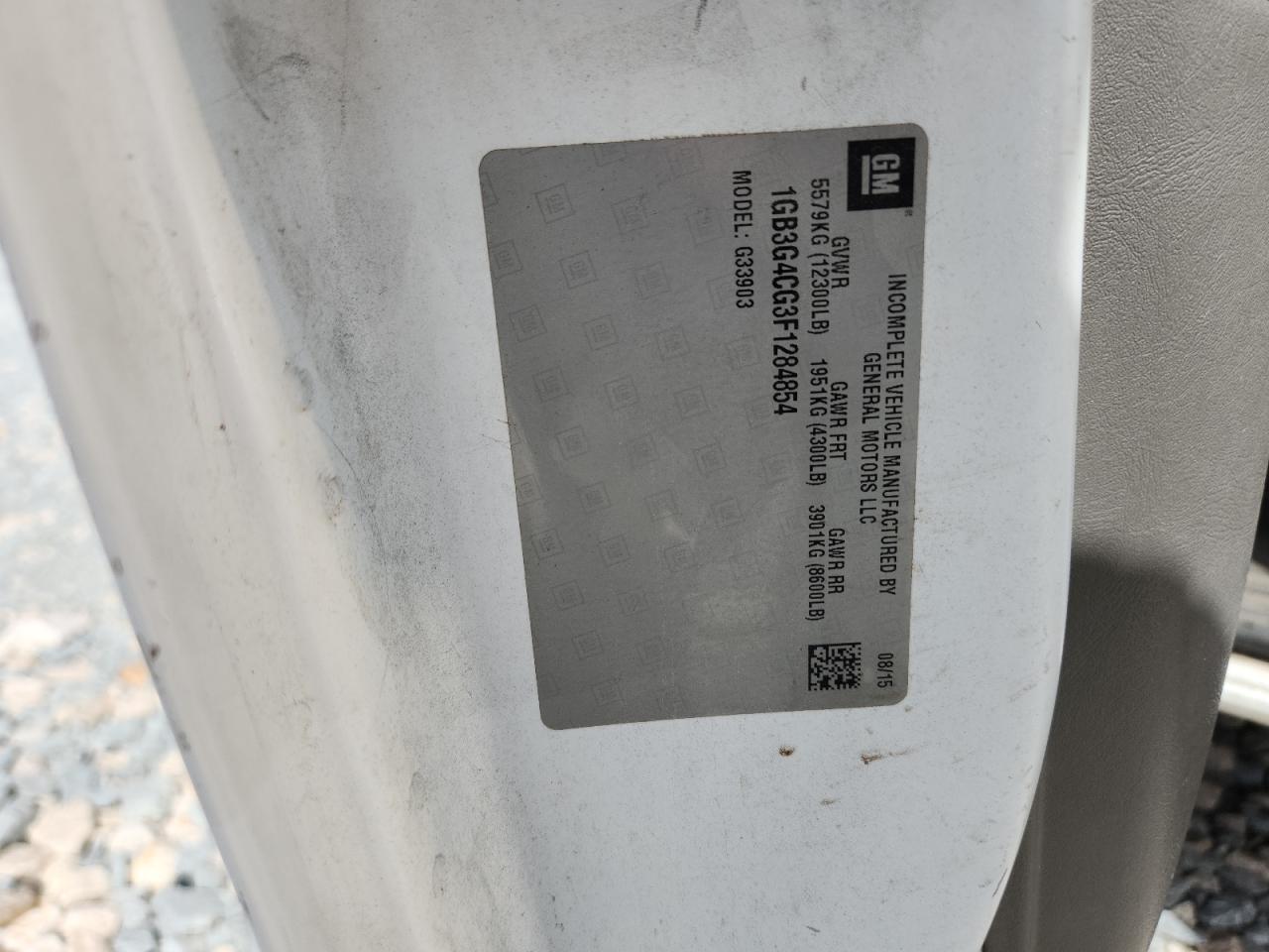 Chevrolet Express Image 2